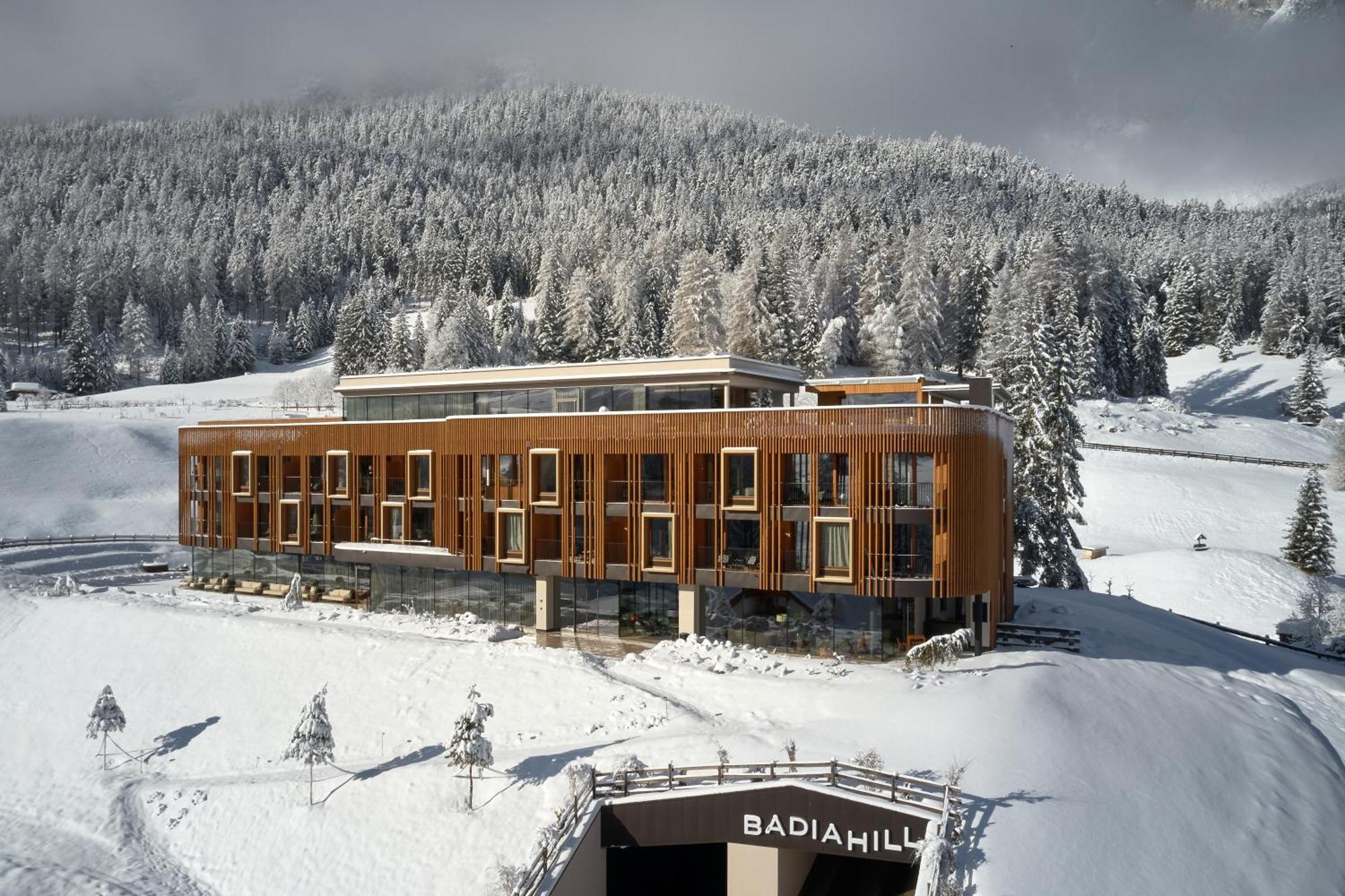 Отель Badia Hill Экстерьер фото